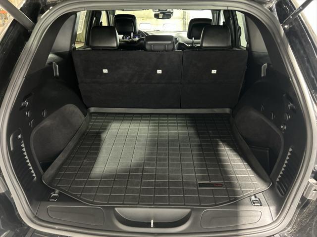 used 2021 Jeep Grand Cherokee car, priced at $28,288