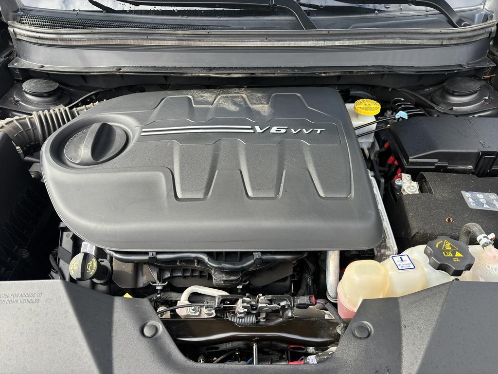 used 2022 Jeep Cherokee car, priced at $24,932