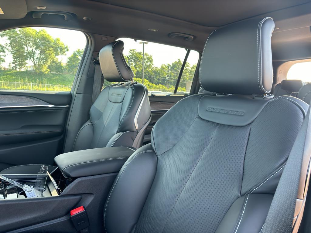 new 2025 Jeep Grand Cherokee L car, priced at $64,452