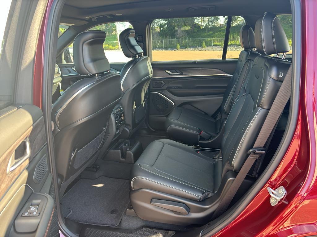 new 2025 Jeep Grand Cherokee L car, priced at $64,452