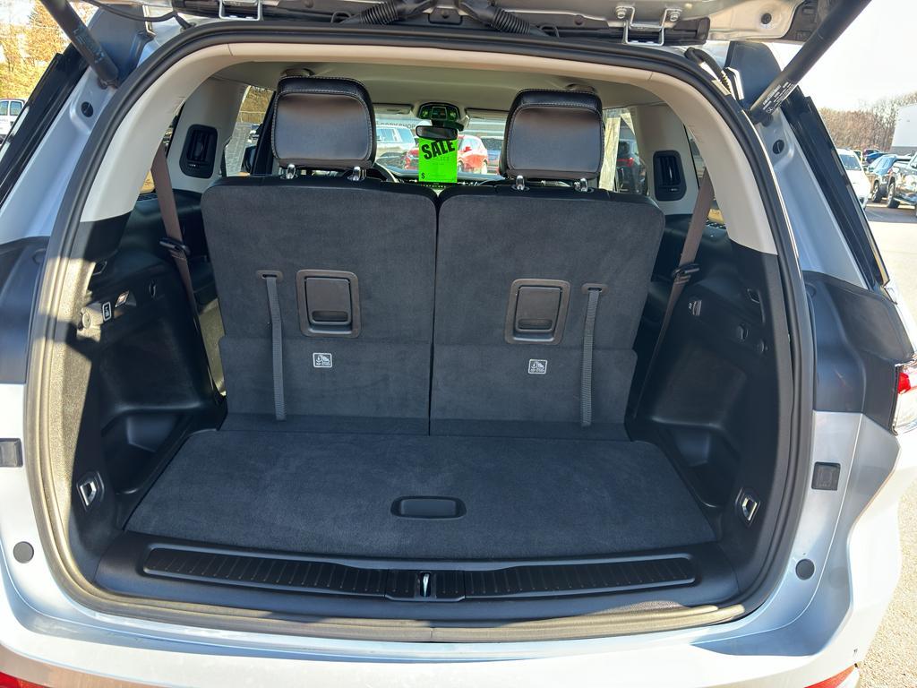 used 2023 Jeep Grand Cherokee L car, priced at $32,560