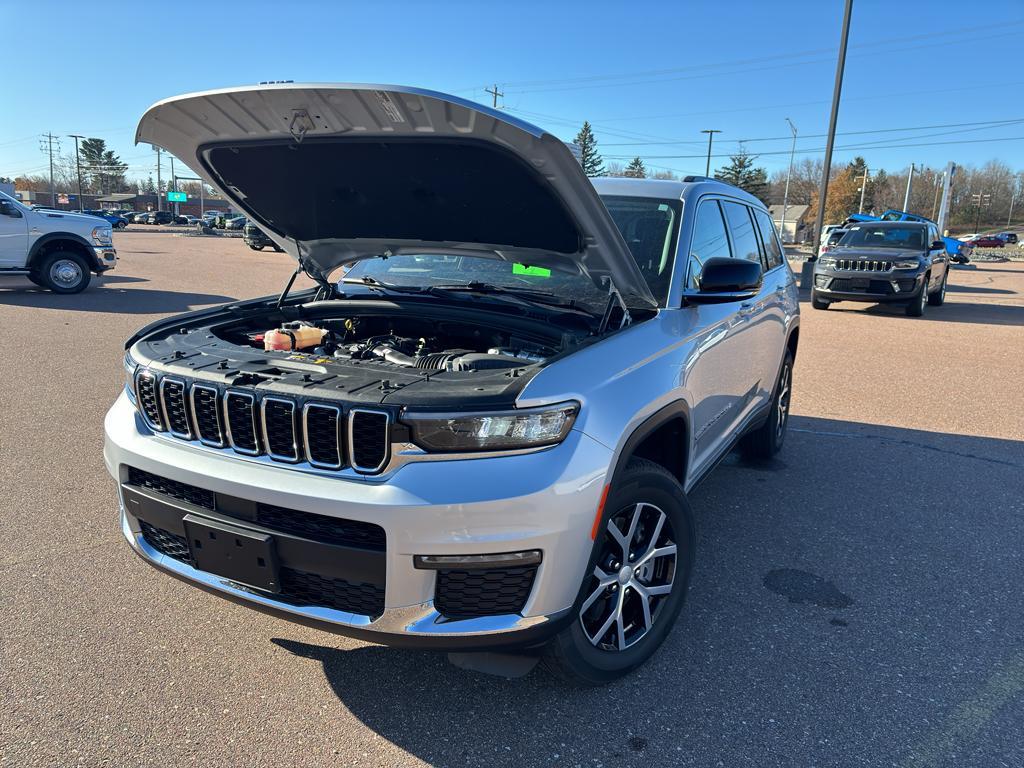 used 2023 Jeep Grand Cherokee L car, priced at $32,560