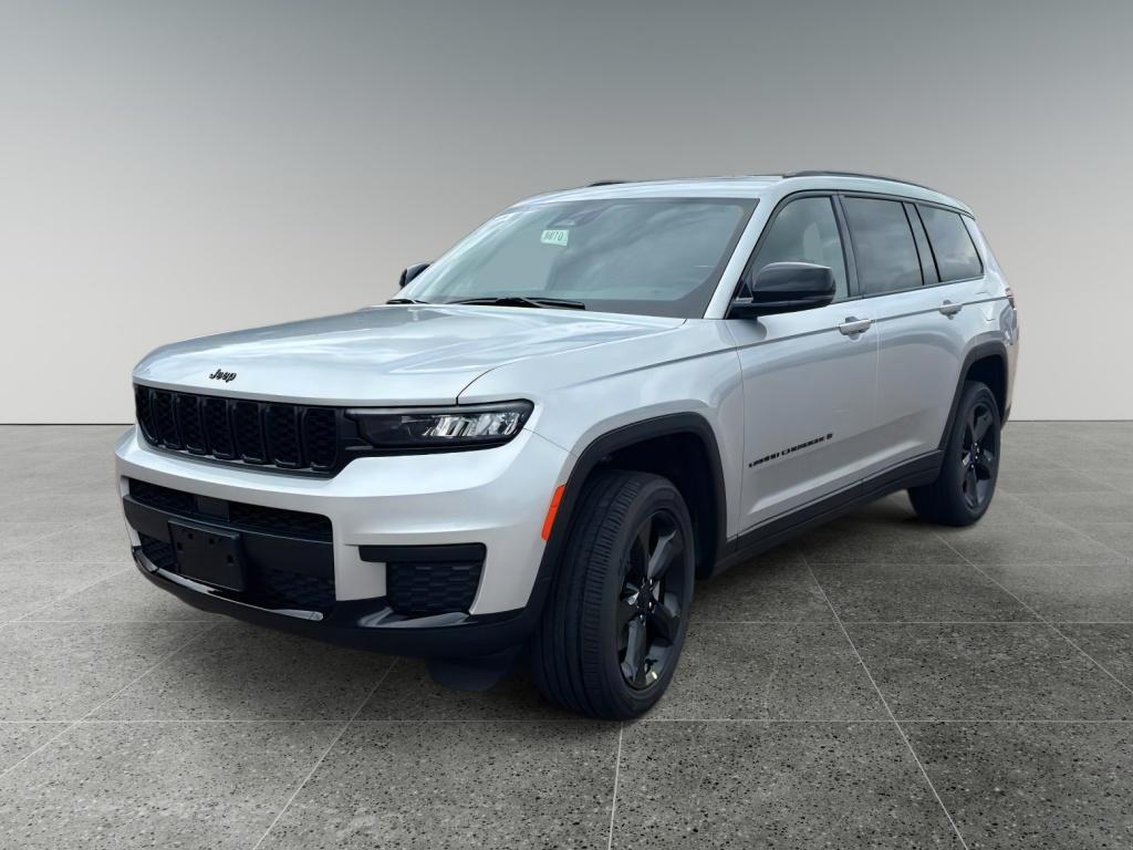 new 2025 Jeep Grand Cherokee L car, priced at $50,418