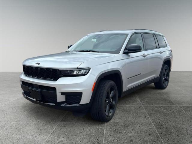 new 2025 Jeep Grand Cherokee L car, priced at $51,370