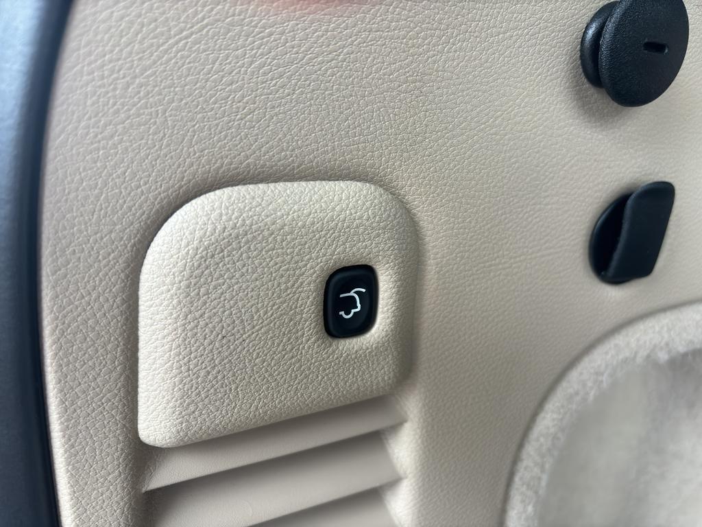 used 2018 Jeep Grand Cherokee car, priced at $21,925