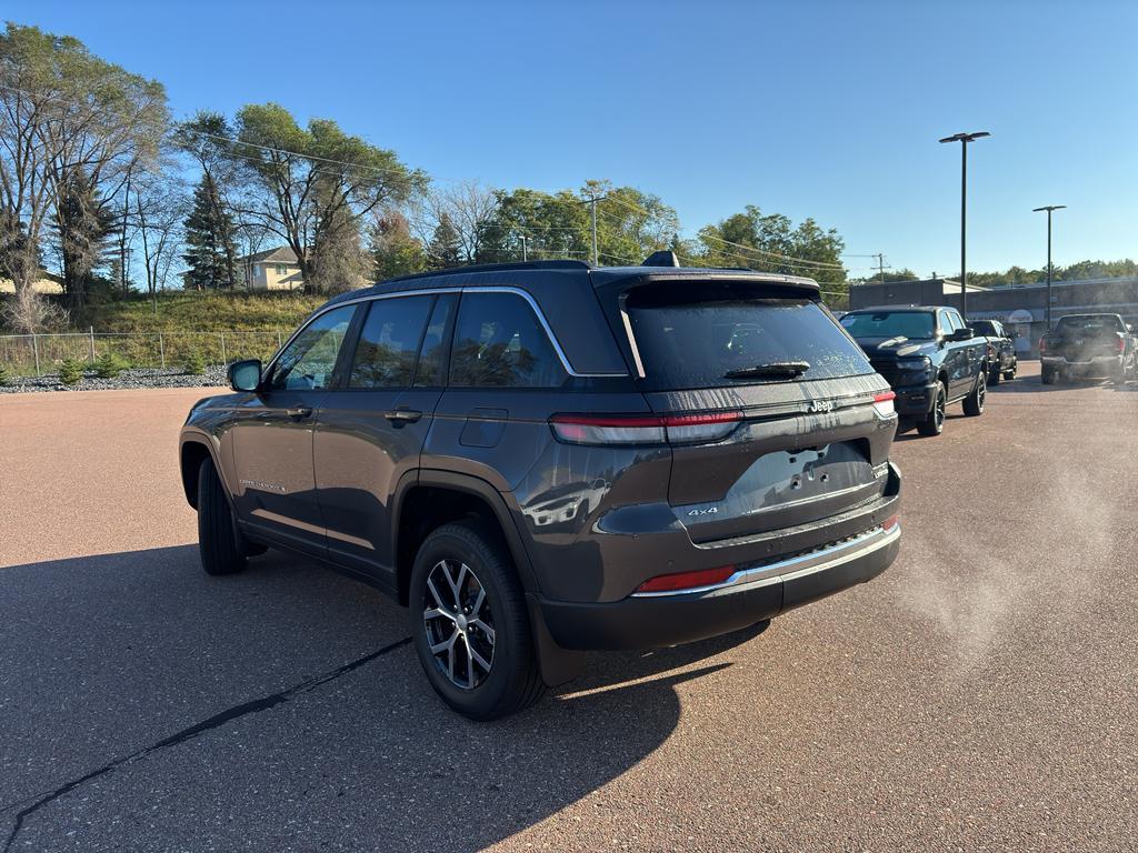 new 2025 Jeep Grand Cherokee car, priced at $49,887