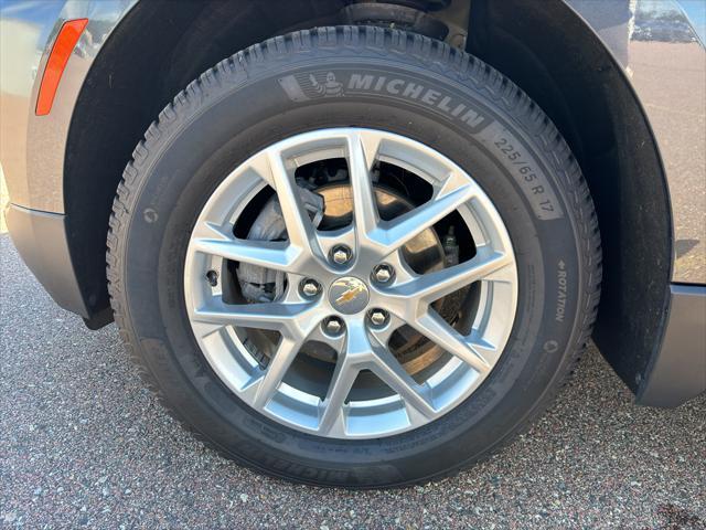used 2022 Chevrolet Equinox car, priced at $23,892
