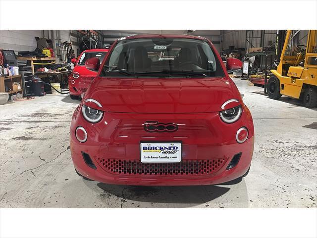 new 2024 FIAT 500e car, priced at $33,095