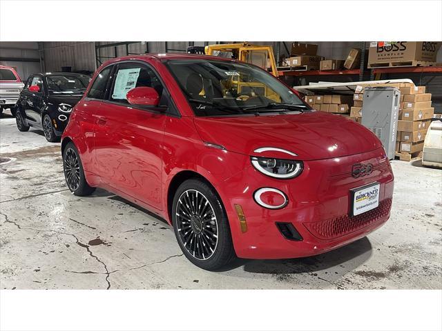 new 2024 FIAT 500e car, priced at $33,095