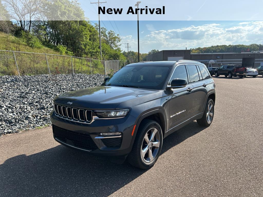 used 2022 Jeep Grand Cherokee car, priced at $23,975
