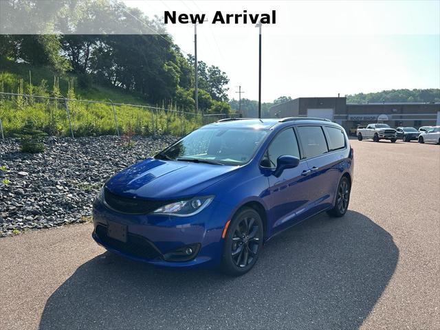 used 2019 Chrysler Pacifica car, priced at $13,966
