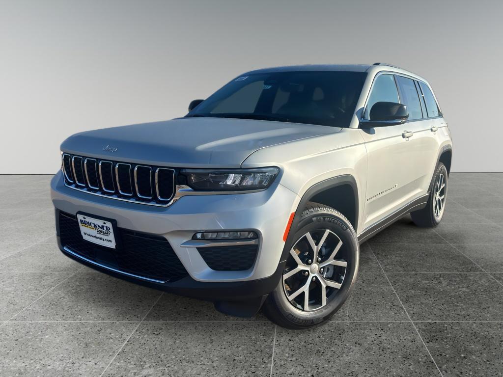 new 2025 Jeep Grand Cherokee car, priced at $48,490