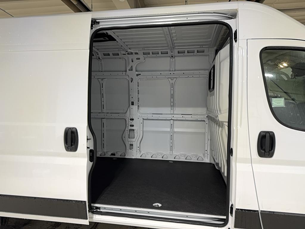 new 2025 Ram ProMaster 2500 car, priced at $54,386