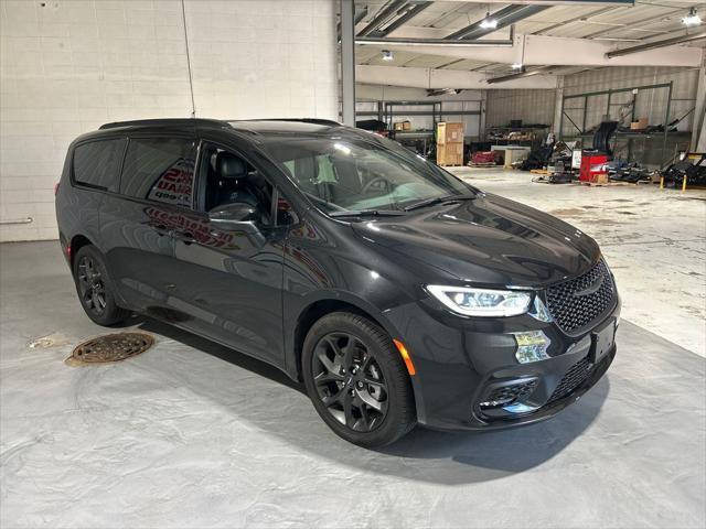 used 2023 Chrysler Pacifica car, priced at $37,388