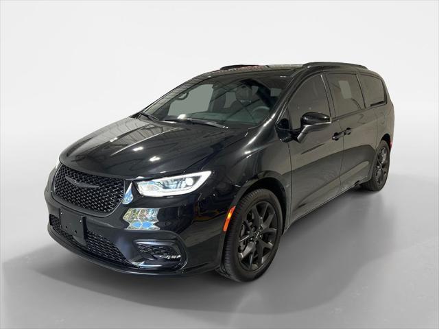 used 2023 Chrysler Pacifica car, priced at $37,388