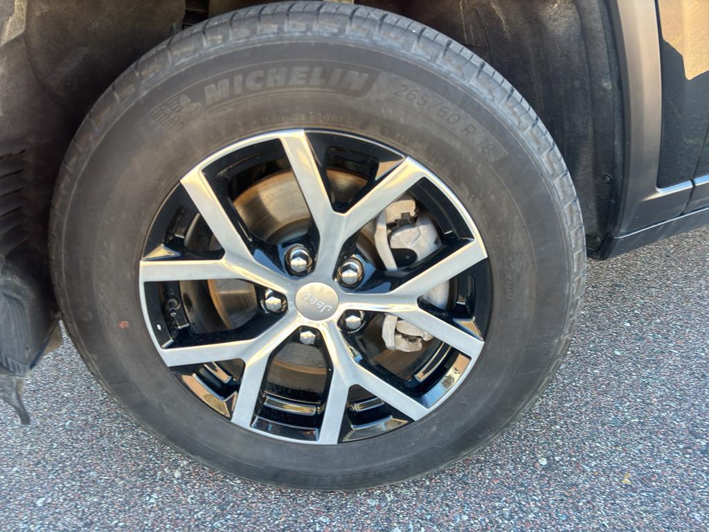 used 2024 Jeep Grand Cherokee L car, priced at $38,554