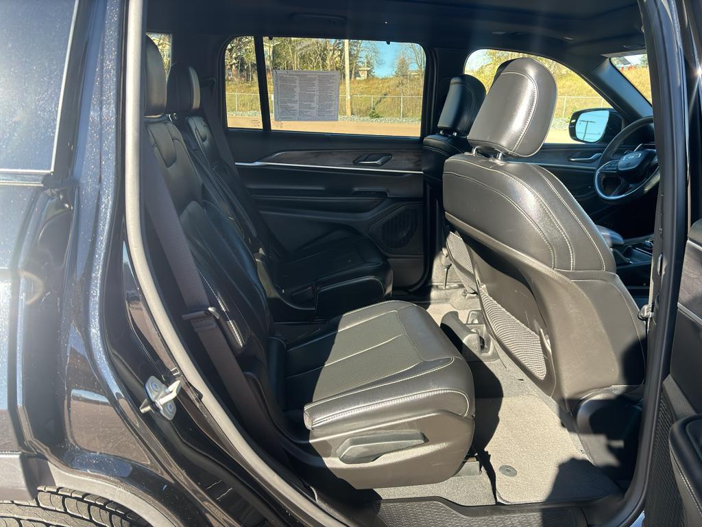 used 2024 Jeep Grand Cherokee L car, priced at $38,554