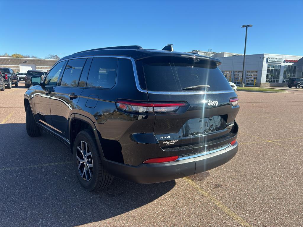 used 2024 Jeep Grand Cherokee L car, priced at $38,554