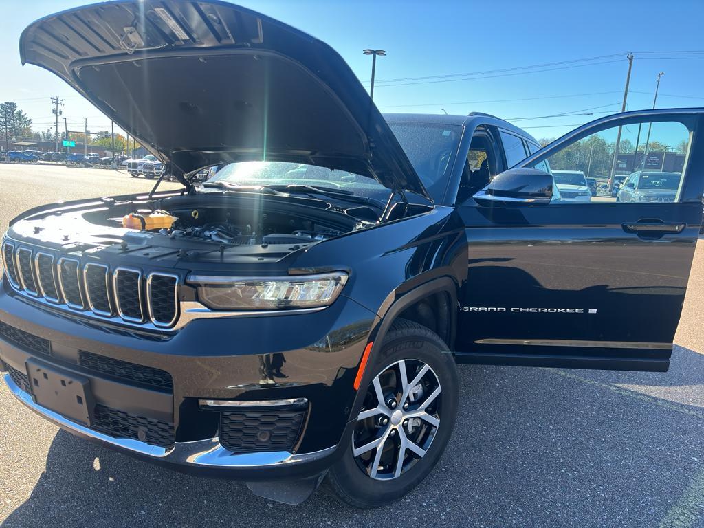 used 2024 Jeep Grand Cherokee L car, priced at $38,554