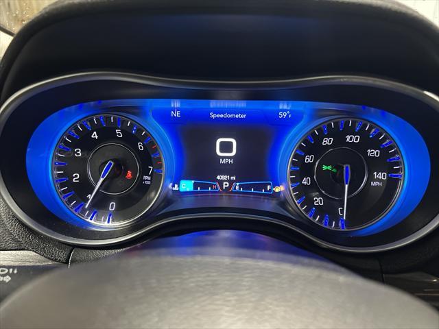 used 2022 Chrysler 300 car, priced at $28,326