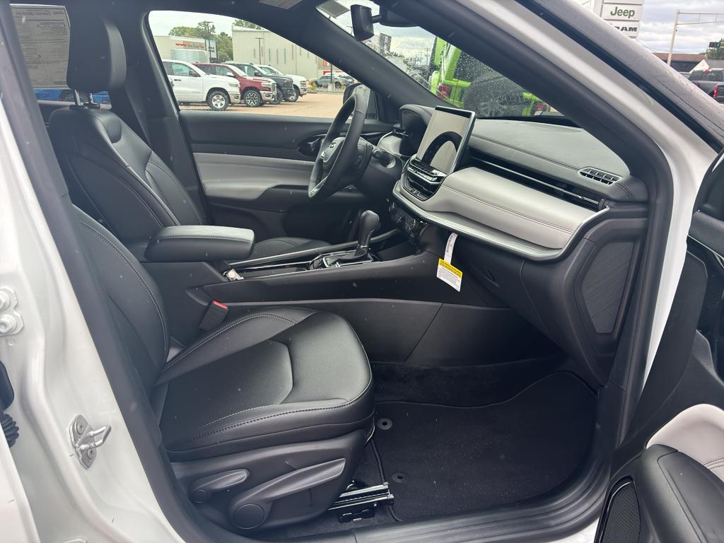 new 2025 Jeep Compass car, priced at $34,490
