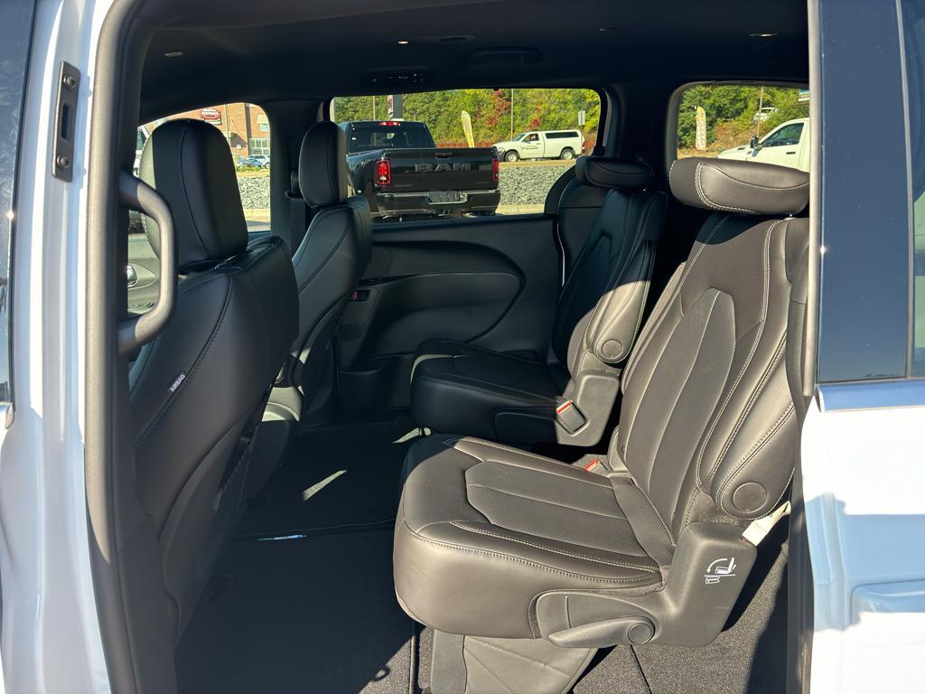 new 2026 Chrysler Pacifica car, priced at $47,455