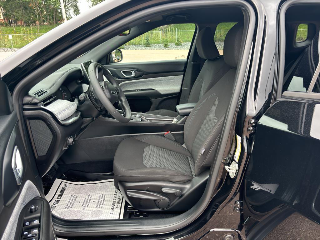 used 2024 Jeep Compass car, priced at $25,528
