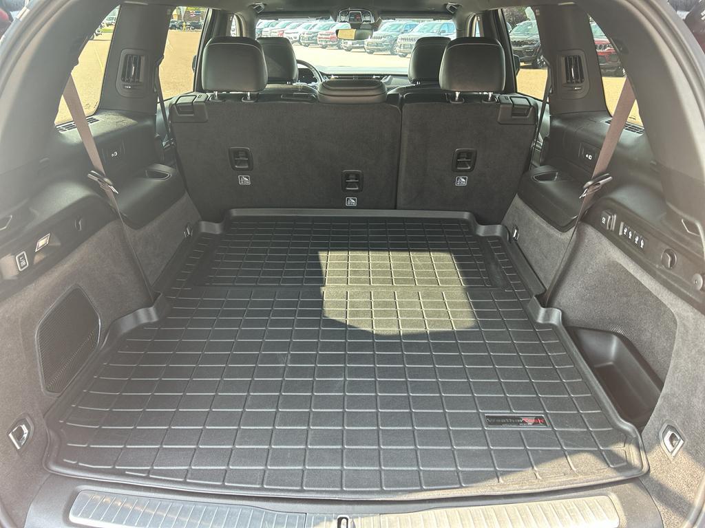 used 2022 Jeep Grand Cherokee L car, priced at $37,925