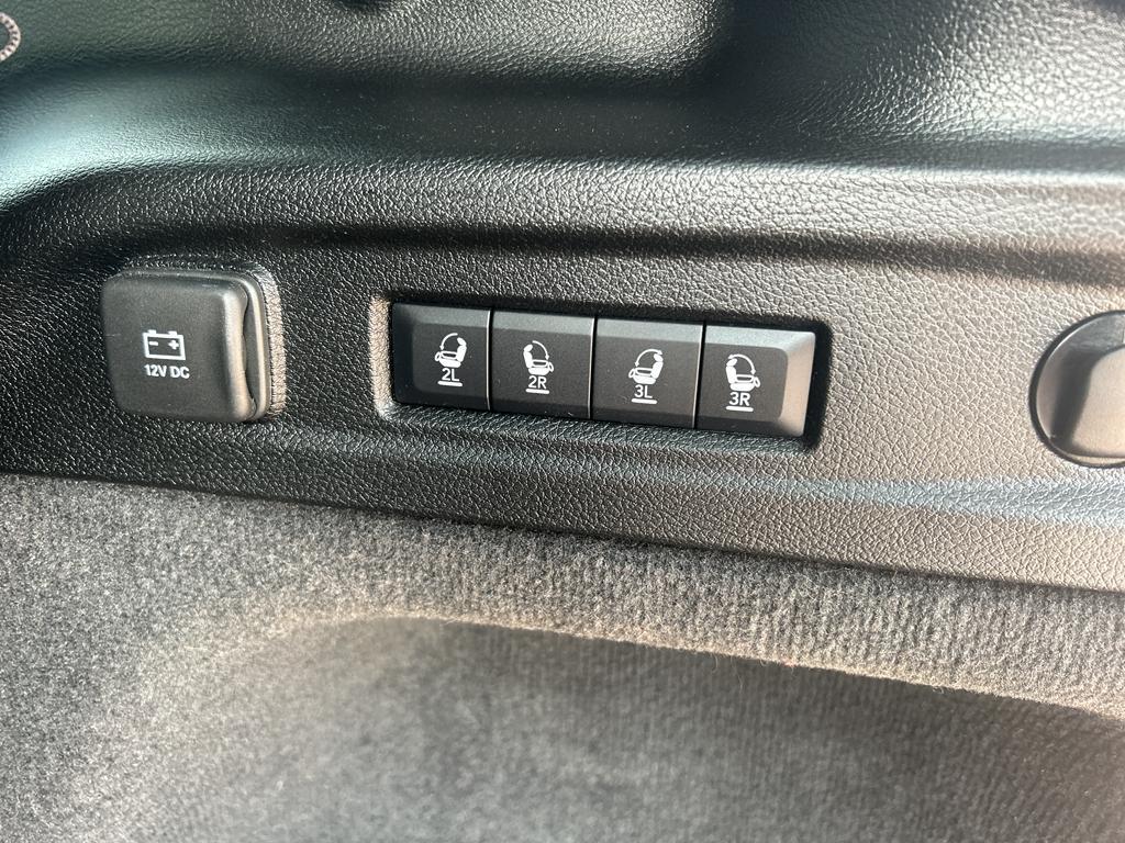 used 2022 Jeep Grand Cherokee L car, priced at $37,925