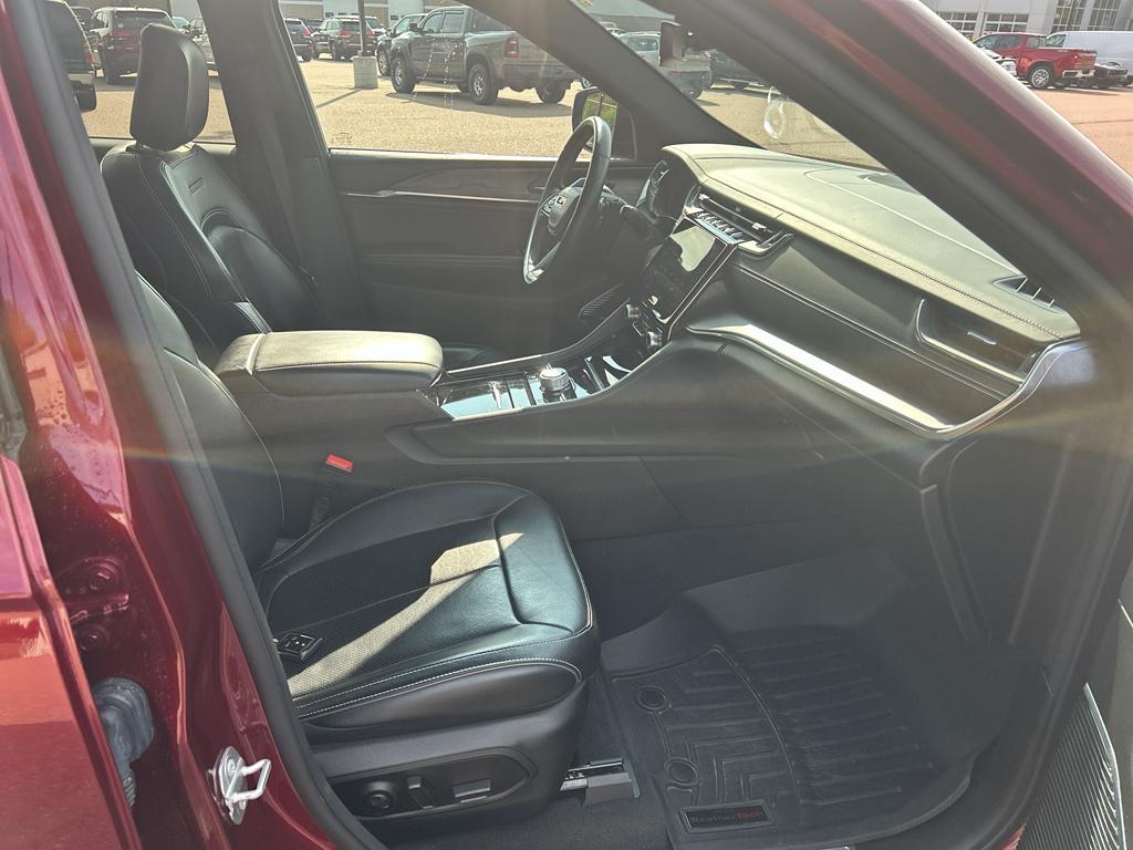 used 2022 Jeep Grand Cherokee L car, priced at $37,925