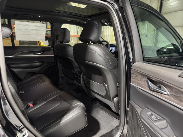 new 2025 Jeep Grand Cherokee car, priced at $56,655