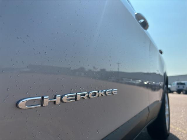 used 2019 Jeep Cherokee car, priced at $19,726