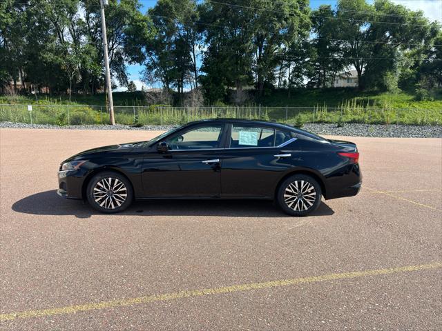 used 2023 Nissan Altima car, priced at $22,926