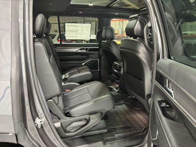 new 2025 Jeep Wagoneer car, priced at $75,530