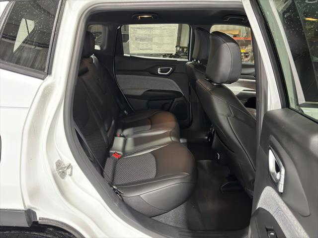new 2025 Jeep Compass car, priced at $32,440