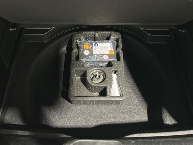 used 2023 Jeep Cherokee car, priced at $26,959