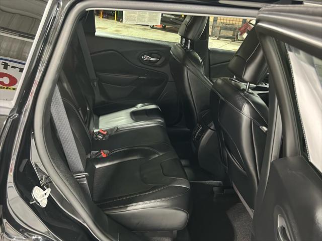 used 2023 Jeep Cherokee car, priced at $26,959