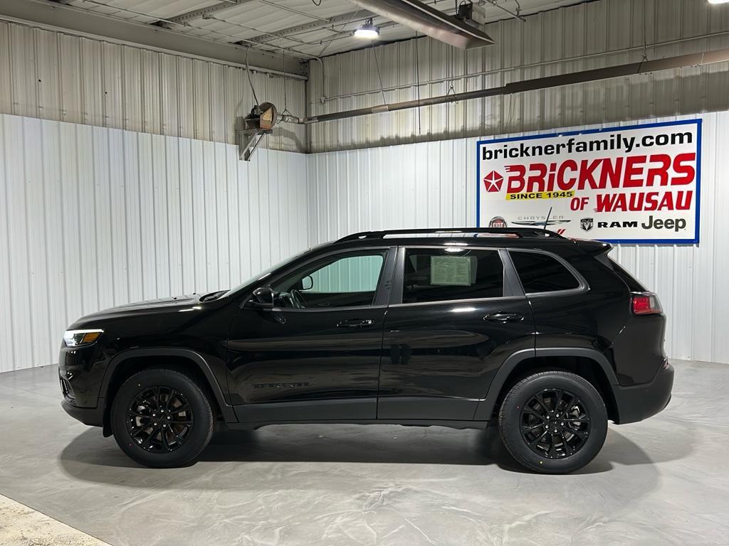used 2023 Jeep Cherokee car, priced at $25,061