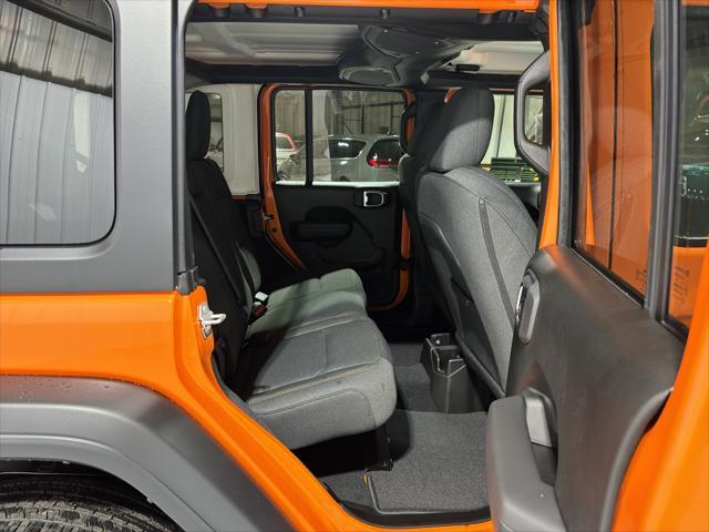 new 2025 Jeep Wrangler car, priced at $47,670