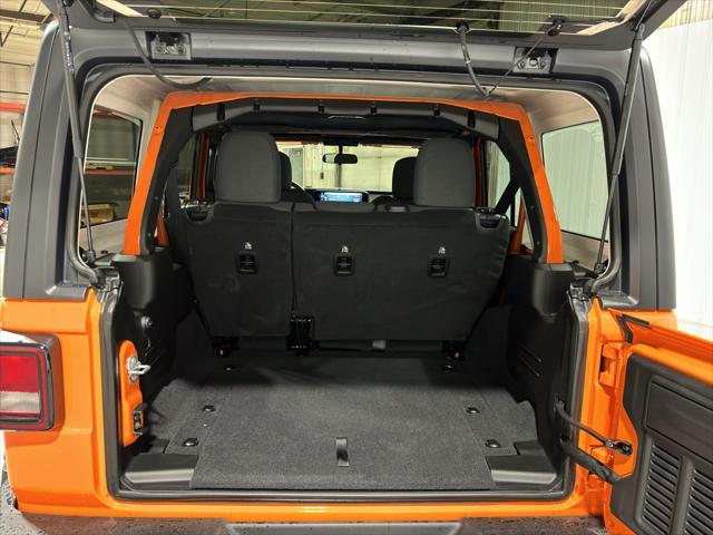 new 2025 Jeep Wrangler car, priced at $47,670