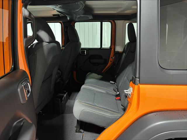 new 2025 Jeep Wrangler car, priced at $47,670