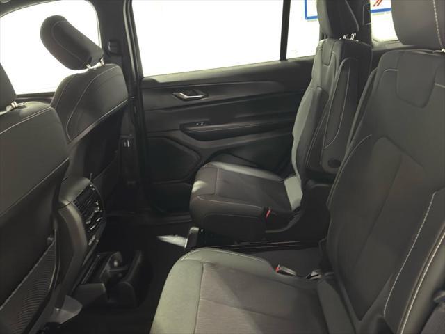 new 2025 Jeep Grand Cherokee L car, priced at $46,915