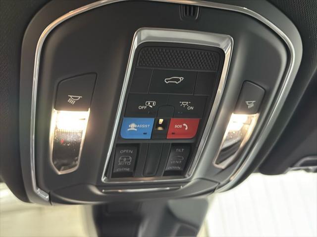 new 2025 Jeep Grand Cherokee L car, priced at $46,915
