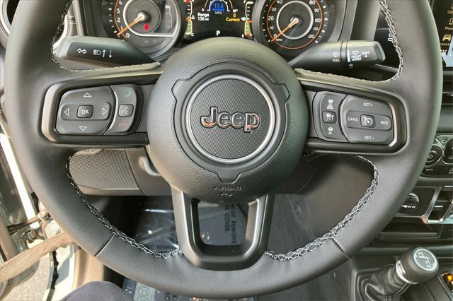 new 2025 Jeep Gladiator car, priced at $55,280