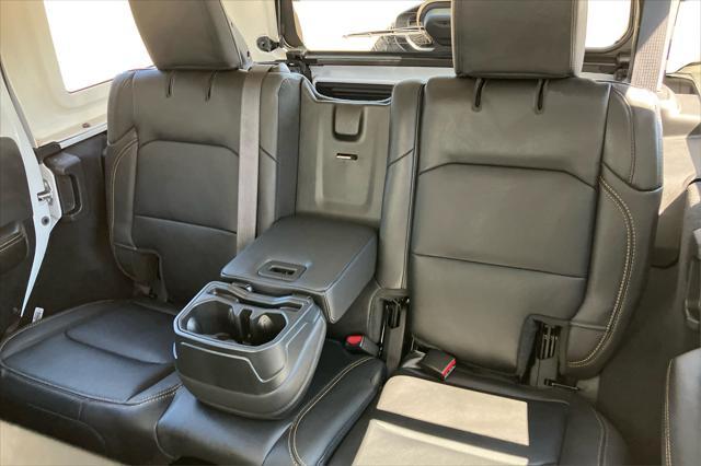 new 2025 Jeep Wrangler car, priced at $60,180