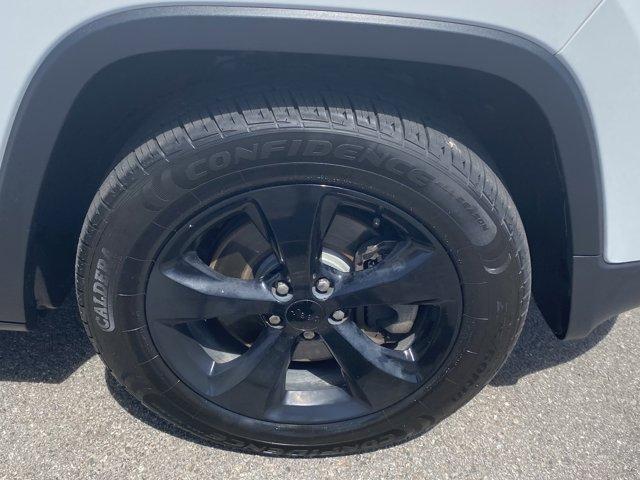 used 2017 Jeep Cherokee car, priced at $12,448