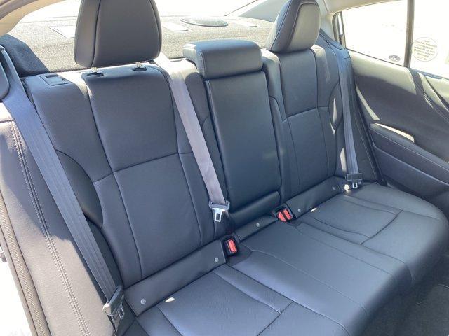 new 2025 Subaru Legacy car, priced at $38,051