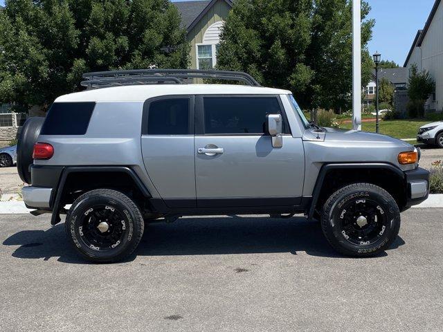 used 2009 Toyota FJ Cruiser car, priced at $18,495