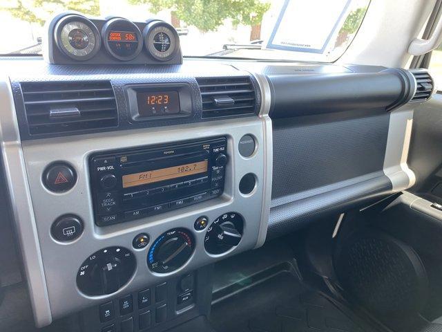 used 2009 Toyota FJ Cruiser car, priced at $18,495