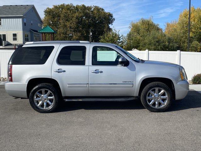 used 2013 GMC Yukon car, priced at $11,985